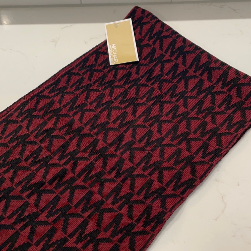 Michael Kors infinity scarf